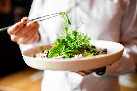 Finally. A Low-Calorie Salad Dressing That Actually Tastes Good.